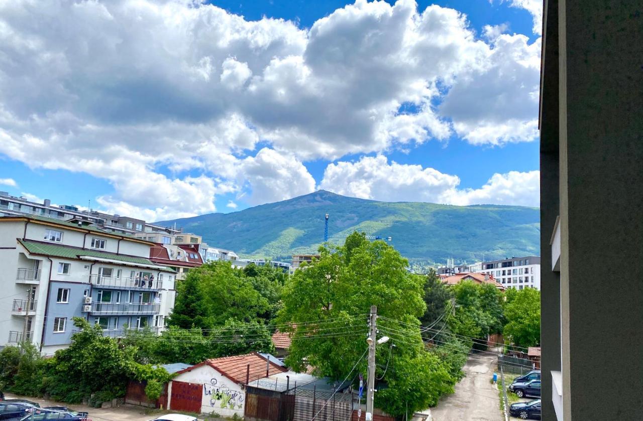 Cozy Apartment & Parking Next To St Sophia Hospital Sofia Exterior photo